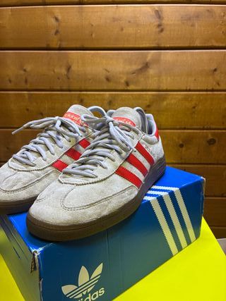 Adidas Spezial Talla 41 1/3 Beige/Rojo