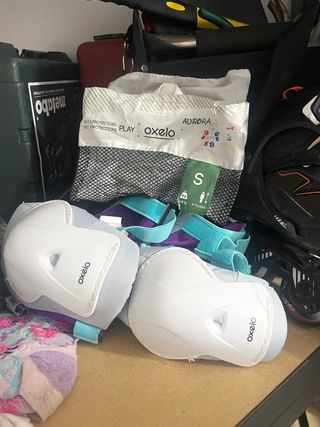 Patines en linea y protecciones. Talla 36