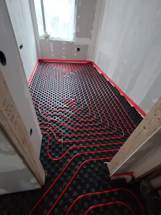 Trabajos de albañilería , fontanería,electricidad