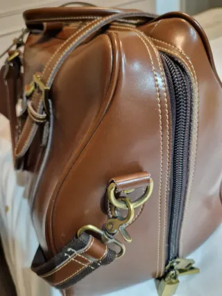 Bolsa de viaje de piel marrón