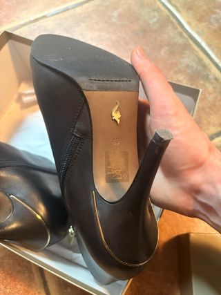 Botines Bruno Premi Negros Tacón Aguja