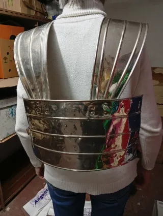 Coraza romana plateada