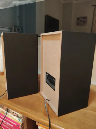 2 Altavoces JVC Negros 15 w