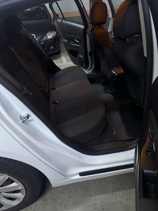 Chevrolet Cruze 2011