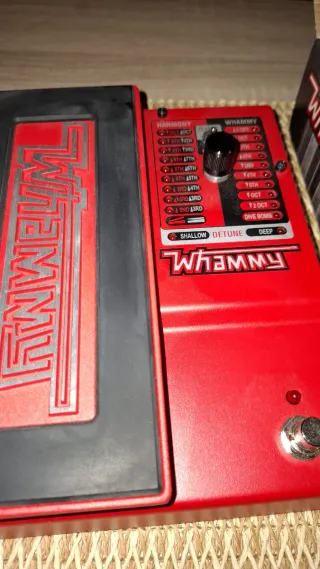 Digitech Whammy 5 Pedal de Efectos