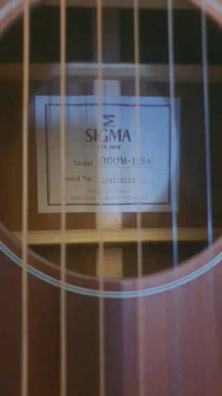 Guitarra acústica Sigma 000-15S+