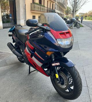 Honda CBR 1000F Moto Deportiva