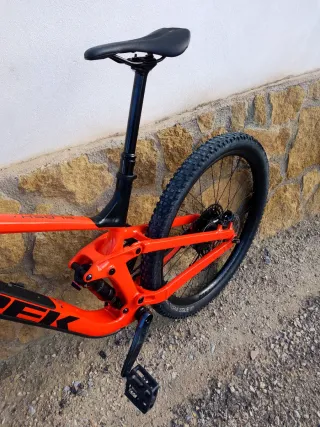 Trek Slash 7 gen5, taglia L, bici da enduro