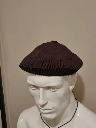 Sombreros vintage de alta costura española