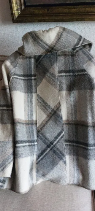 Trenka cuadros Zara beige y gris