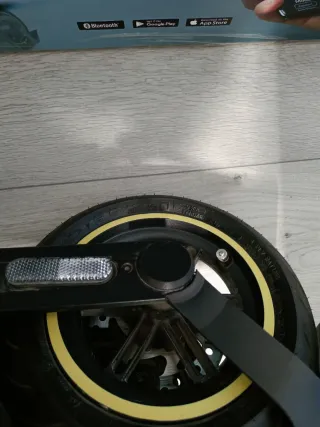 Patinete Eléctrico Cecotec Bongo M40. Homologado