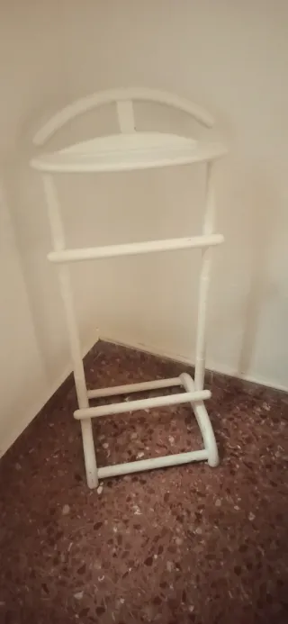 Perchero Galán de Noche Blanco Madera