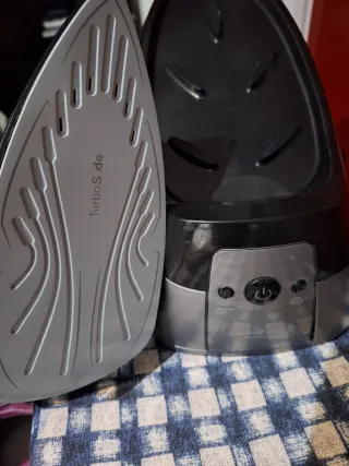 Centro Planchado Cecotec 2400W