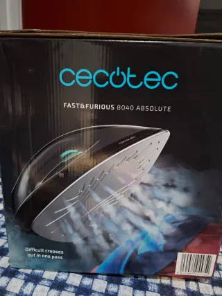 Centro Planchado Cecotec 2400W