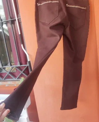 Pantalón de moda, elegante.