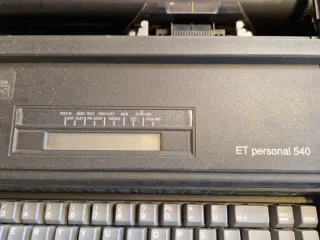 Máquina de escribir eléctrica Olivetti ET personal