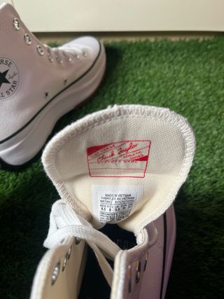 Converse Run Star Hike