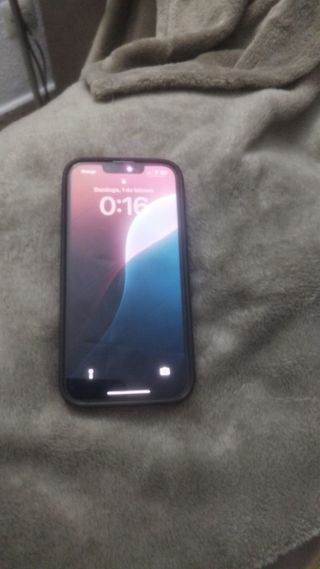 iPhone 13 bateria al 89