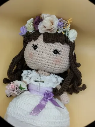 Muñeca Amigurumi Comunión Flores