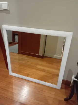 Espejo de pared blanco envejecido 80x85cm