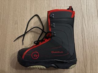Botas de Snowboard Quechua Negras y Rojas Talla 36