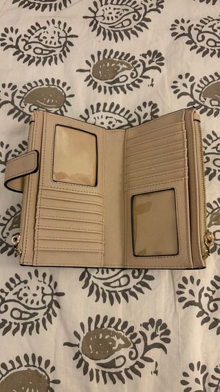 Monedero Parfois Beige