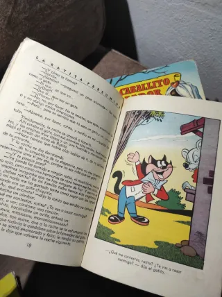 4 libros infantiles antiguos. Años 40-60