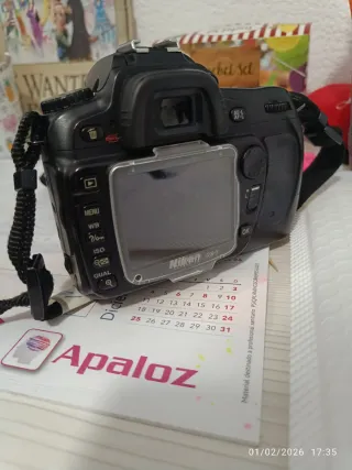 Cámara Nikon D80 +flash+mochilas+teleobjetivo