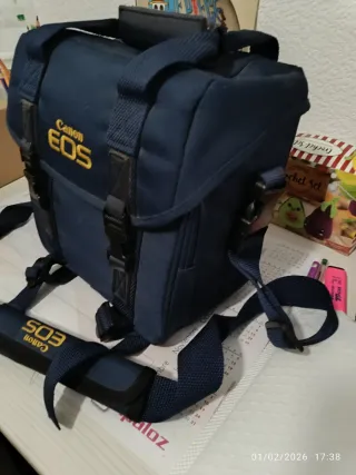 Cámara Nikon D80 +flash+mochilas+teleobjetivo