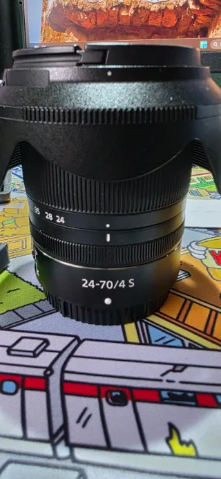 Nikkor Z 24-50mm f/4-6.3 y nikkor Z 24-70mm f4 S