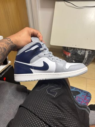 Tenis Jordan 1 Mid Gris Blanco Azul Talla 44