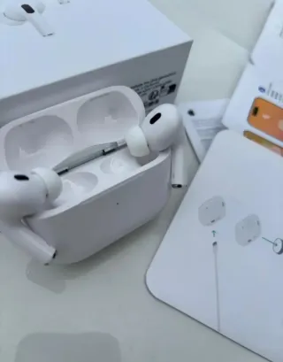 •Airpods Pro 2daGen