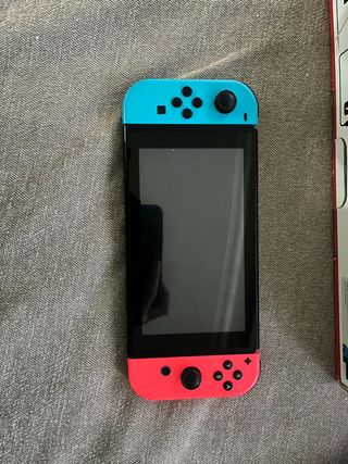 Nintendo Switch Azul y Rojo Poco Uso
