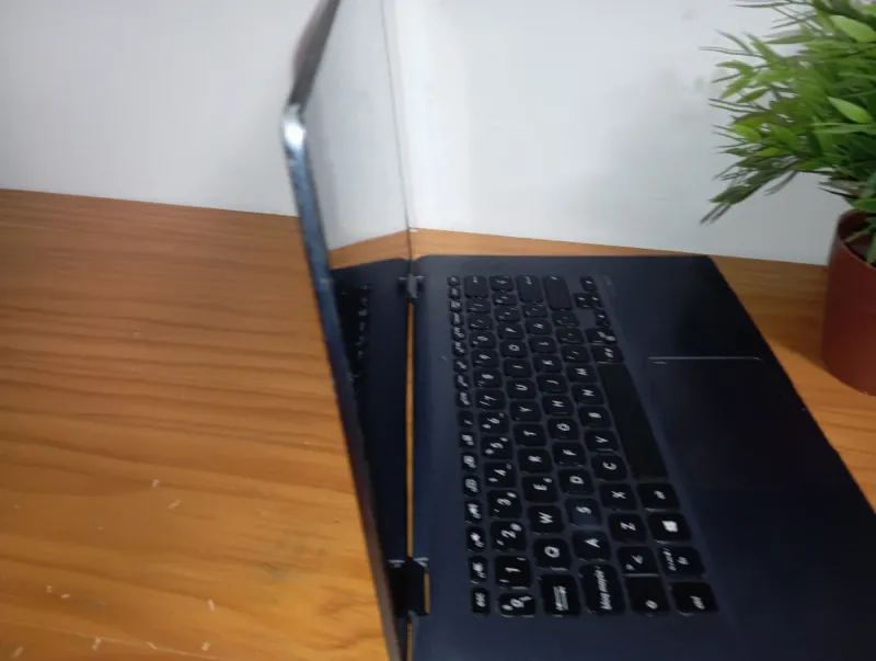 ASUS VivoBook Flip 14 afbeelding 2
