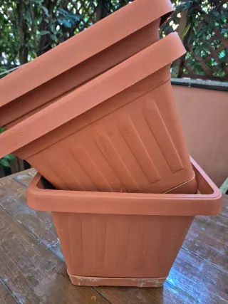 Set 3 Vasi Quadrati da Esterno Marrone