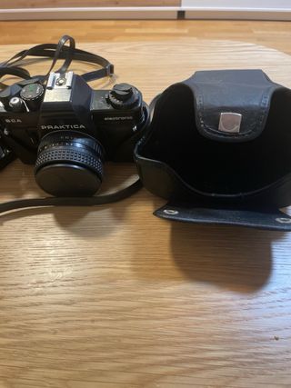 Lote 3 cámaras vintage Praktica, Yashica