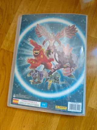 Álbum Invizimals Criaturas Secretas Panini