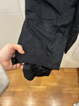 Mono de esquí infantil negro con tirantes