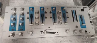 Mesa de Mezclas Acustic Audio DM-2002