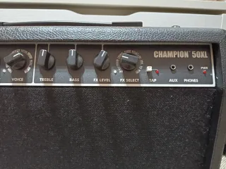 Amplificador Fender Champion 50XL