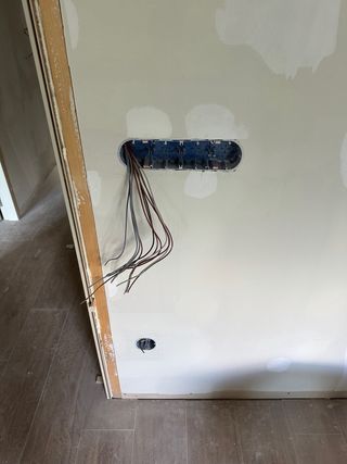 Electricista urgente 24h | Averías y cortocircuito
