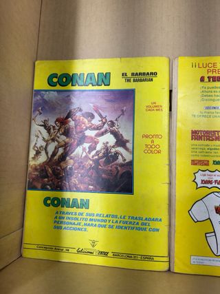 Lote 2 Comics Vengadores y Kelly