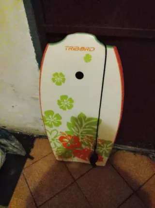 Tabla de bodyboard verde