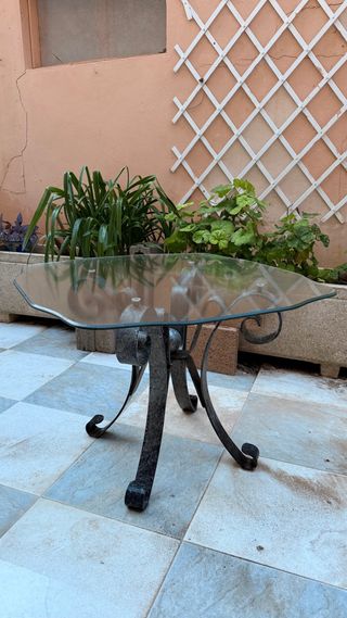 Conjunto terraza de forja maciza, 2mesas y 6 silla