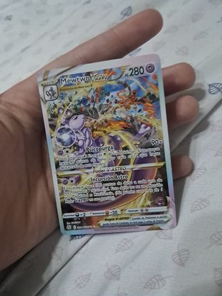 MewtwoVastro carta española