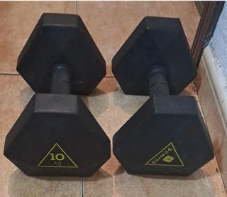 PESAS 2 MANCUERNA DE 10KG Y 2 MANCUERNAS DE 15KG