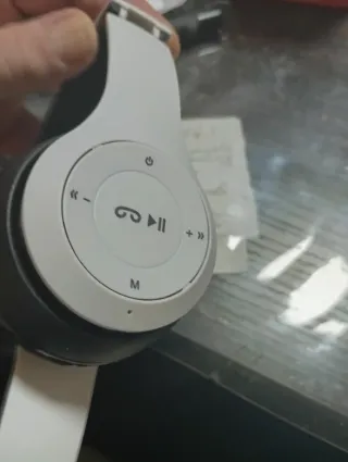 Cascos bluetooth, varios colores A ESTRENAR