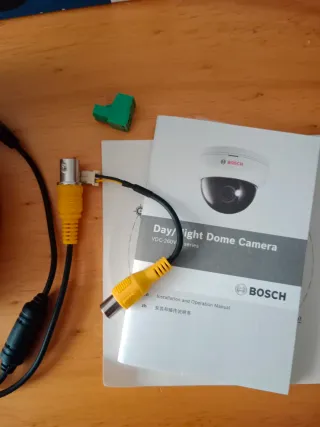 Cámara Domo Bosch VDC-260V04