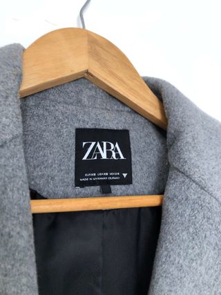 Abrigo Zara Gris Talla XS