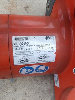 Eletroserra Oleo-Mac (com avaria)